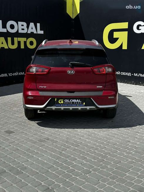 Kia Niro 2017 - фото 17