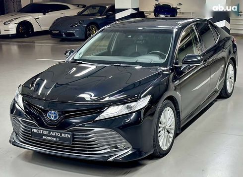 Toyota Camry 2019 - фото 14