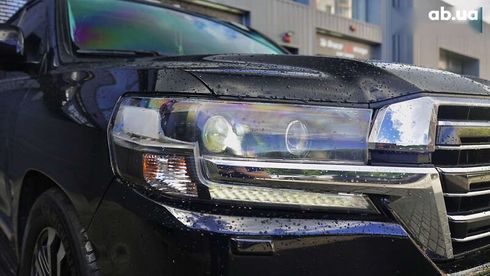 Toyota Land Cruiser 2017 - фото 4