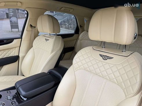 Bentley Bentayga 2018 - фото 13
