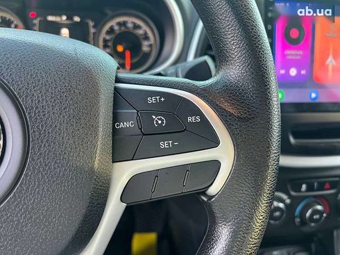 Jeep Cherokee 2016 - фото 15