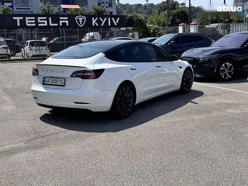 Tesla Model 3 2021 - фото 21