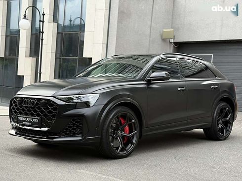 Audi RS Q8 2024 - фото 14