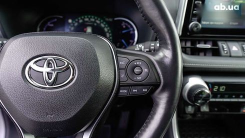 Toyota RAV4 2020 - фото 15