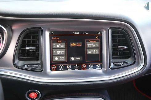 Dodge Challenger 2019 - фото 17