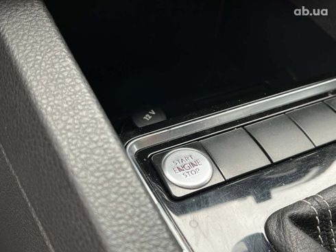 Volkswagen Jetta 2016 серый - фото 40