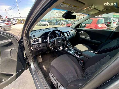 Kia Niro 2017 - фото 15