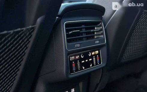 Audi Q7 2020 - фото 27