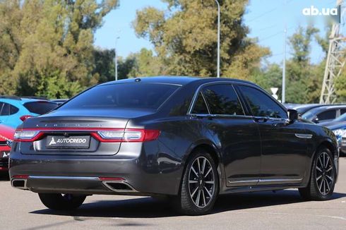Lincoln Continental 2016 - фото 7