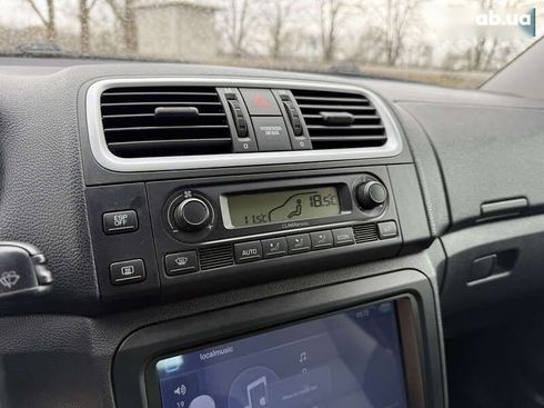 Skoda Fabia 2008 - фото 15