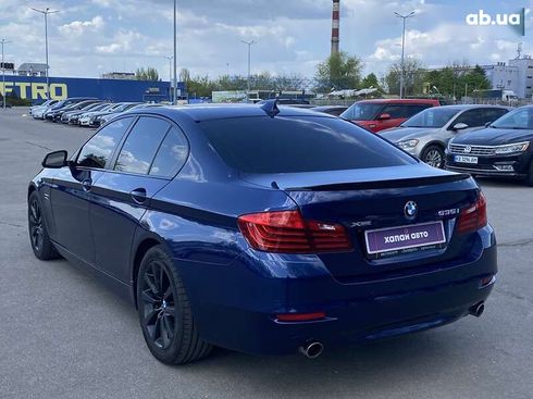 BMW 5 серия 2015 - фото 9