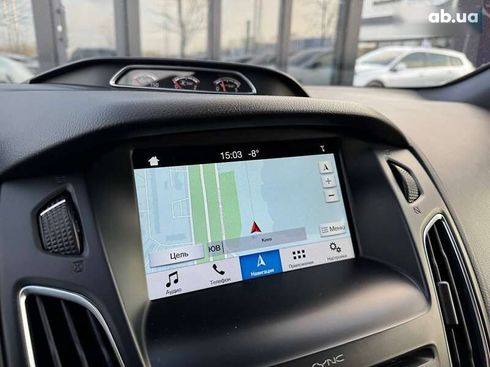 Ford Focus 2018 - фото 17