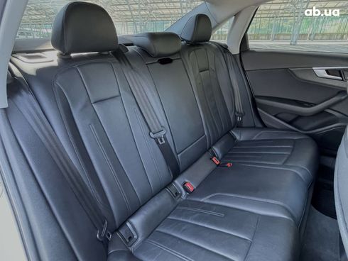 Audi A4 2016 белый - фото 5