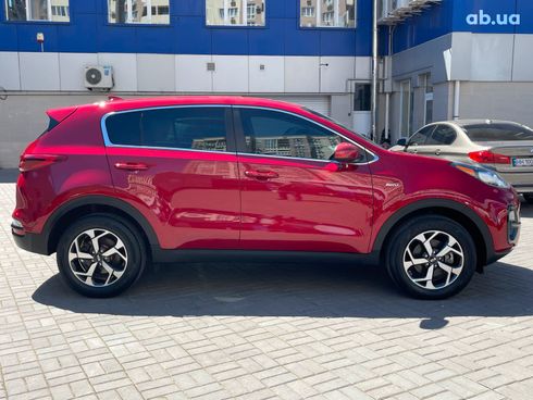 Kia Sportage 2020 красный - фото 7