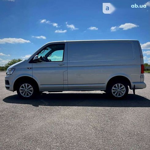 Volkswagen Transporter 2019 - фото 6