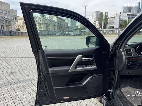 Toyota Land Cruiser 2014 - фото 13