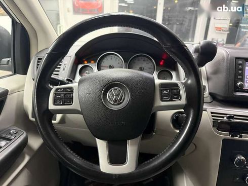 Volkswagen Routan 2013 - фото 22