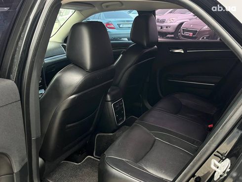 Chrysler 300 2018 черный - фото 91