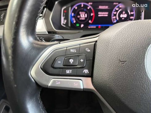 Volkswagen Passat 2019 - фото 25