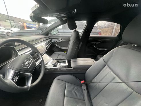 Audi A8 2023 - фото 30