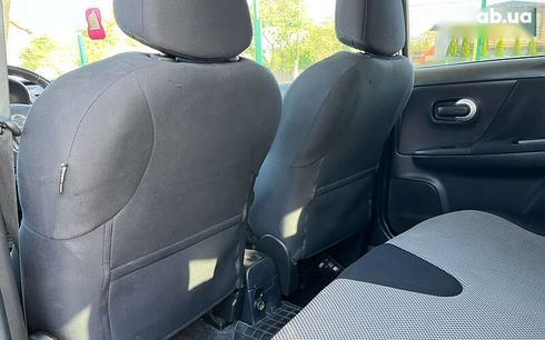 Nissan Note 2011 - фото 21
