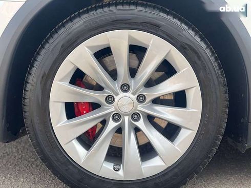 Tesla Model X 2019 - фото 16
