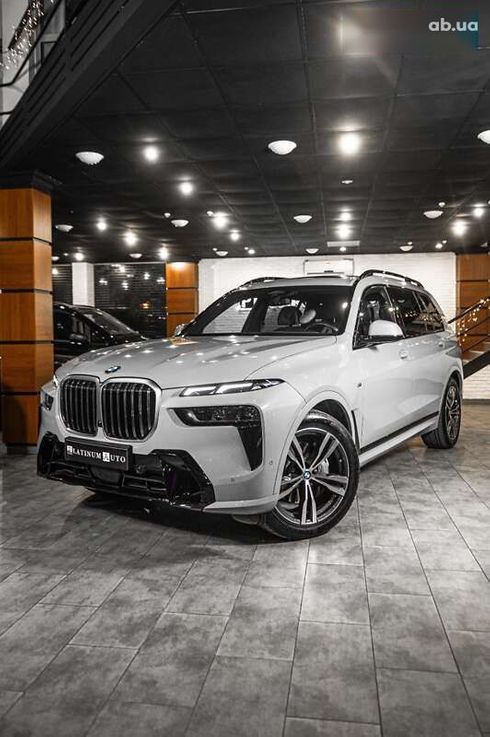 BMW X7 2023 - фото 15