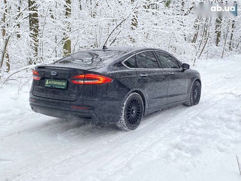 Ford Fusion 2020 - фото 5