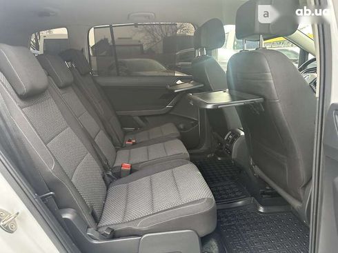 Volkswagen Touran 2016 - фото 21