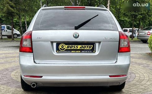 Skoda Octavia 2011 - фото 6