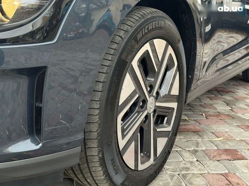 Hyundai Kona Electric 2022 - фото 18