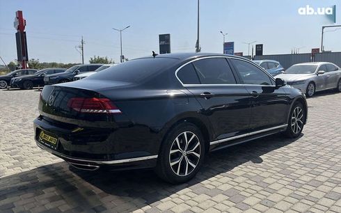 Volkswagen Passat 2019 - фото 7