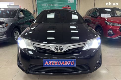 Toyota Camry 2011 черный - фото 11