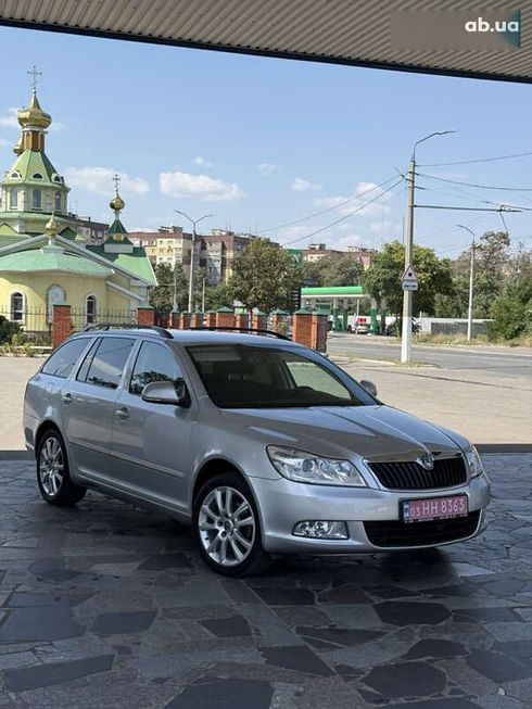 Skoda Octavia 2011 - фото 2