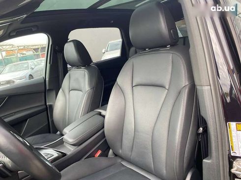 Audi Q7 2018 - фото 25