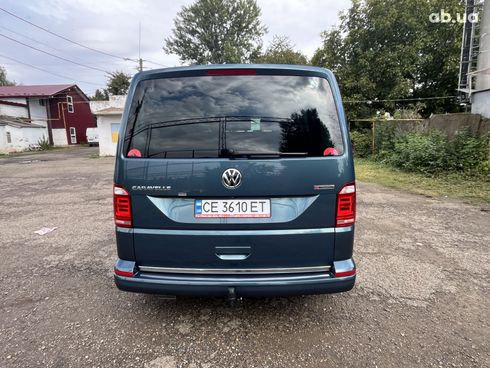 Volkswagen Caravelle 2019 зеленый - фото 17