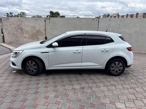 Renault Megane 2017 белый - фото 2