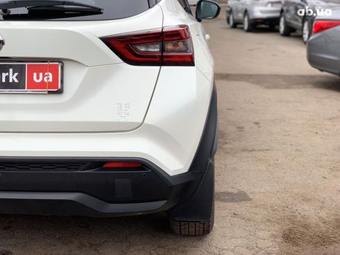 Nissan Juke 2021 белый - фото 14