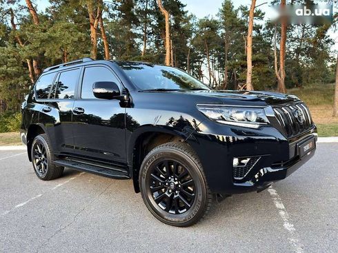 Toyota Land Cruiser Prado 2021 - фото 11