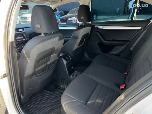 Skoda Octavia 2014 белый - фото 27