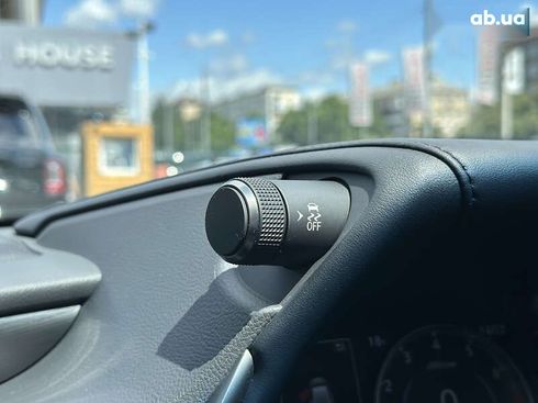 Lexus ES 2021 - фото 14