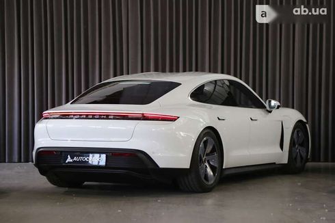 Porsche Taycan 2020 - фото 7