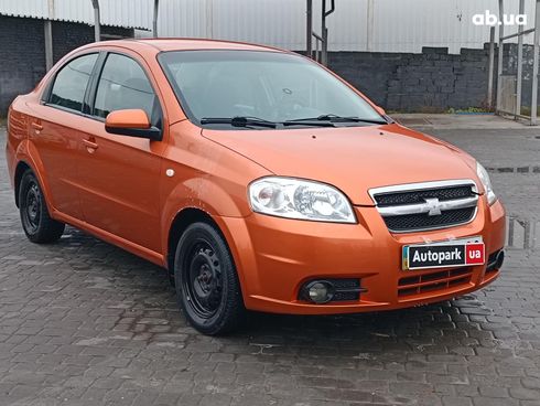 Chevrolet Aveo 2008 оранжевый - фото 16