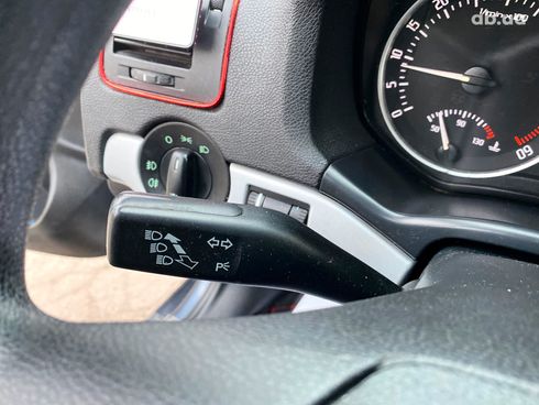 Skoda Octavia 2010 серый - фото 25