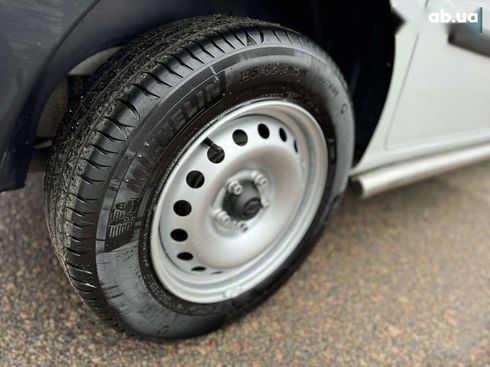 Renault Kangoo 2022 - фото 28