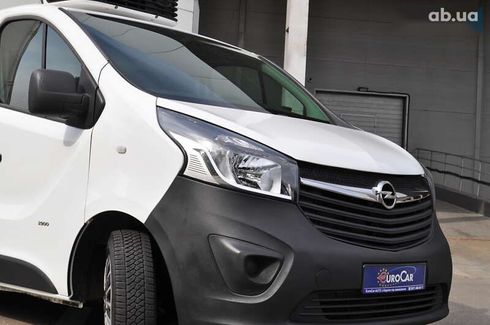 Opel Vivaro 2018 - фото 17