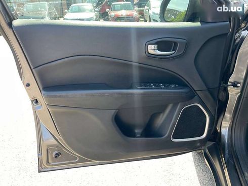 Jeep Compass 2018 - фото 28
