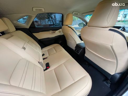 Lexus NX 2016 белый - фото 36