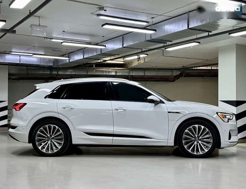 Audi E-Tron 2019 - фото 16