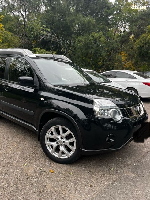 Nissan X-Trail 2012 черный - фото 4